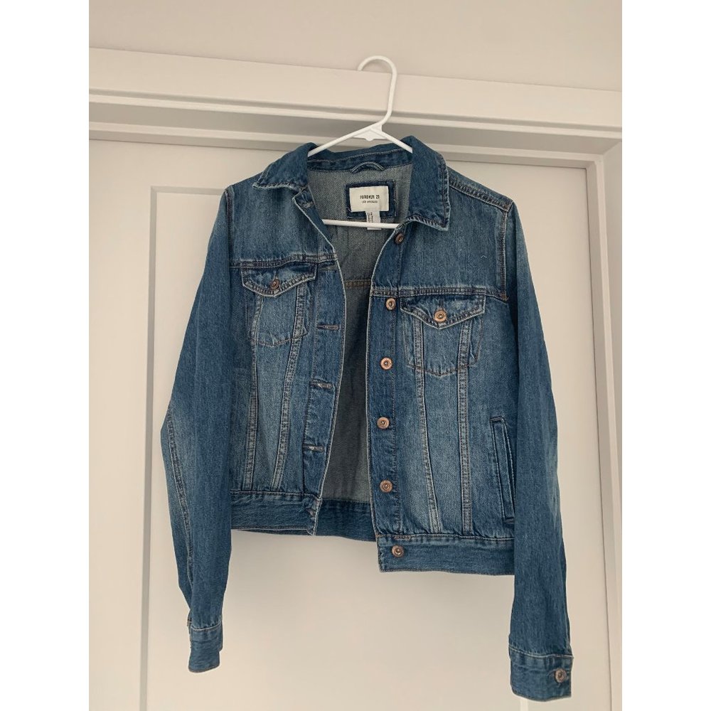 Forever 21 Womens Denim Blue Jean Jackets Medium